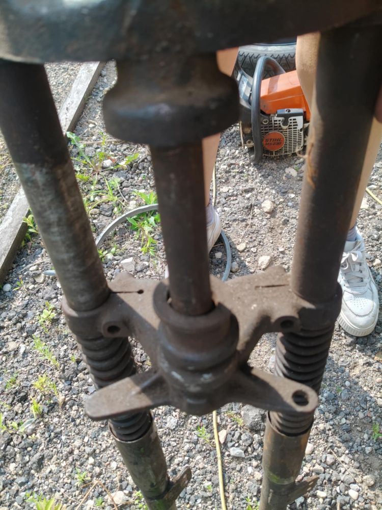 Zawieszenie przednie junak m10 m07