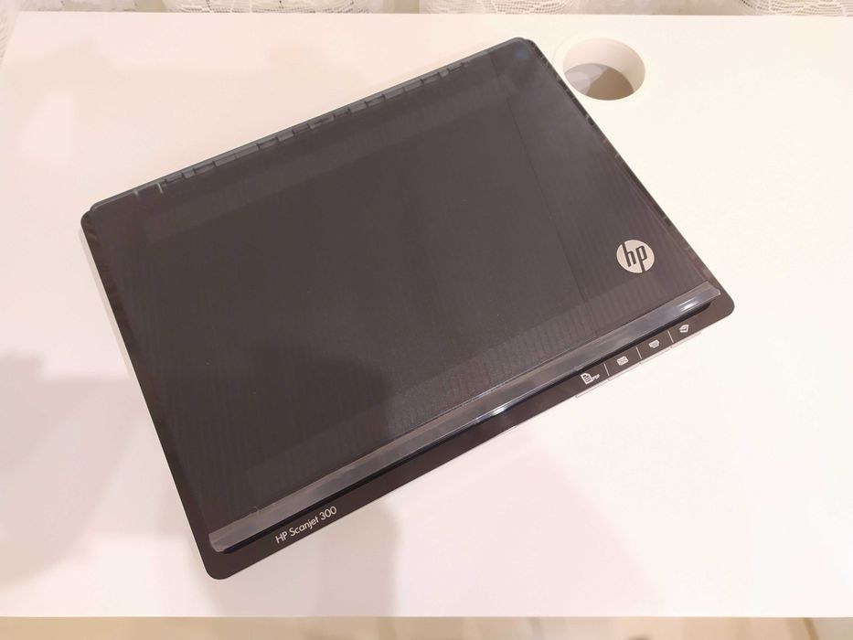 Skaner HP scanjet 300 jak NOWY