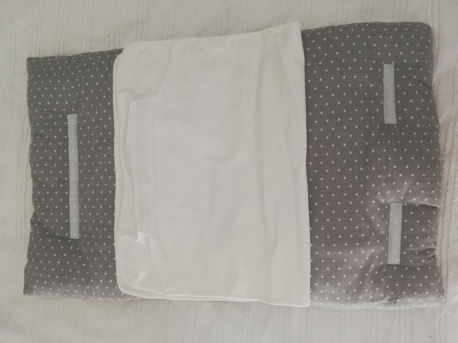 Muda fraldas, com proteção impermeável