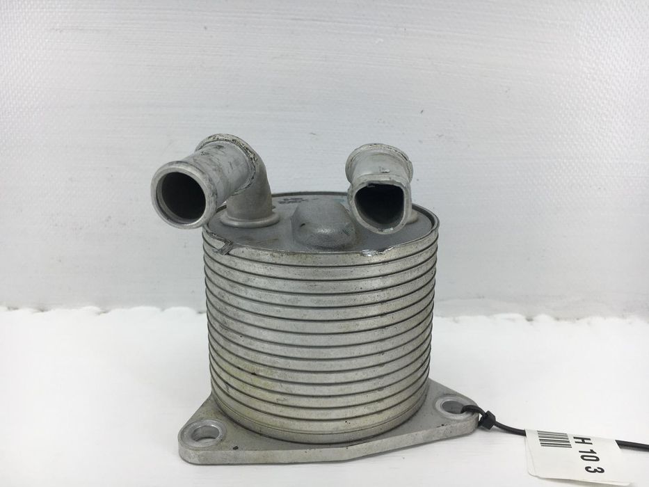 Радіатор мастила VOLVO XC40 2017- (вмятини на трубках) 31437022