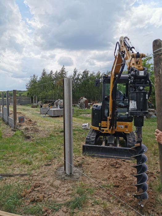 Usługi minikoparka 2.8 t. wiertnica, młot, koparko-ładowarka, wywrotka