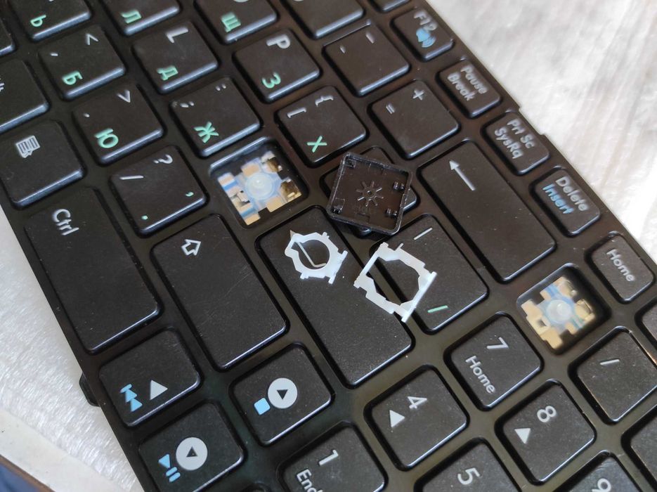 клавиши с клавиатуры от ноутбука ASUS (подходит ко многим моделям)
