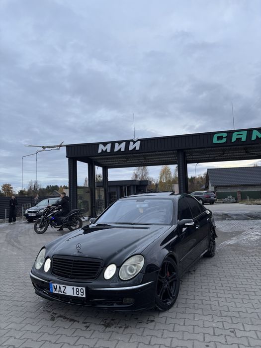 Продам mercedes w211 e320