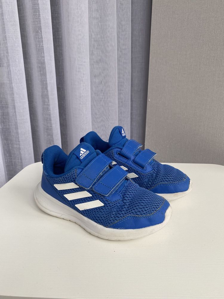 Кросівки adidas 32