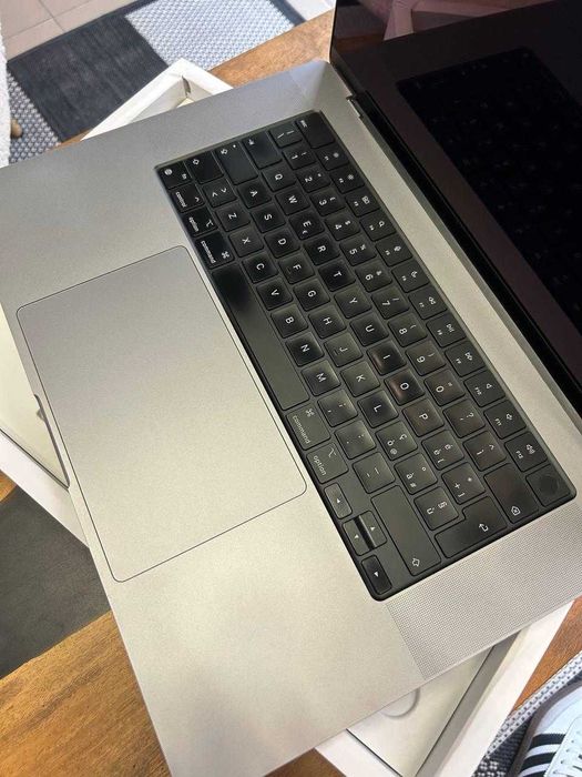 Ноутбук Apple MacBook Pro 16" M1 Pro 16/512GB Space Grey (MK183) 2021