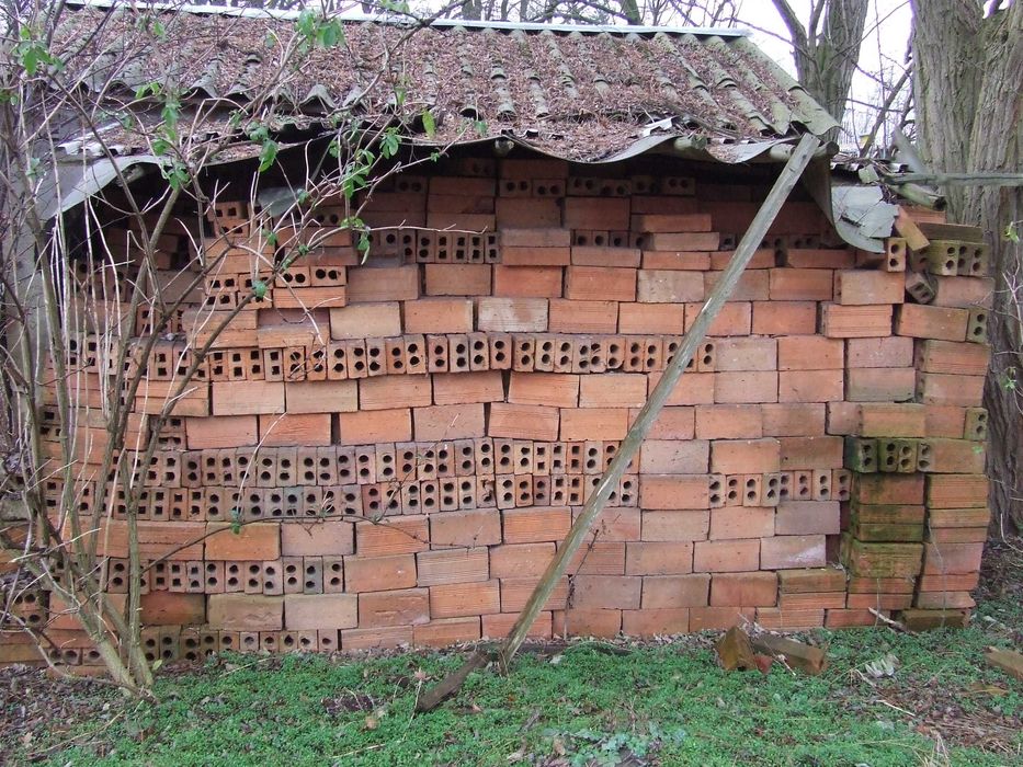 Cegła dziurawka ceramiczna