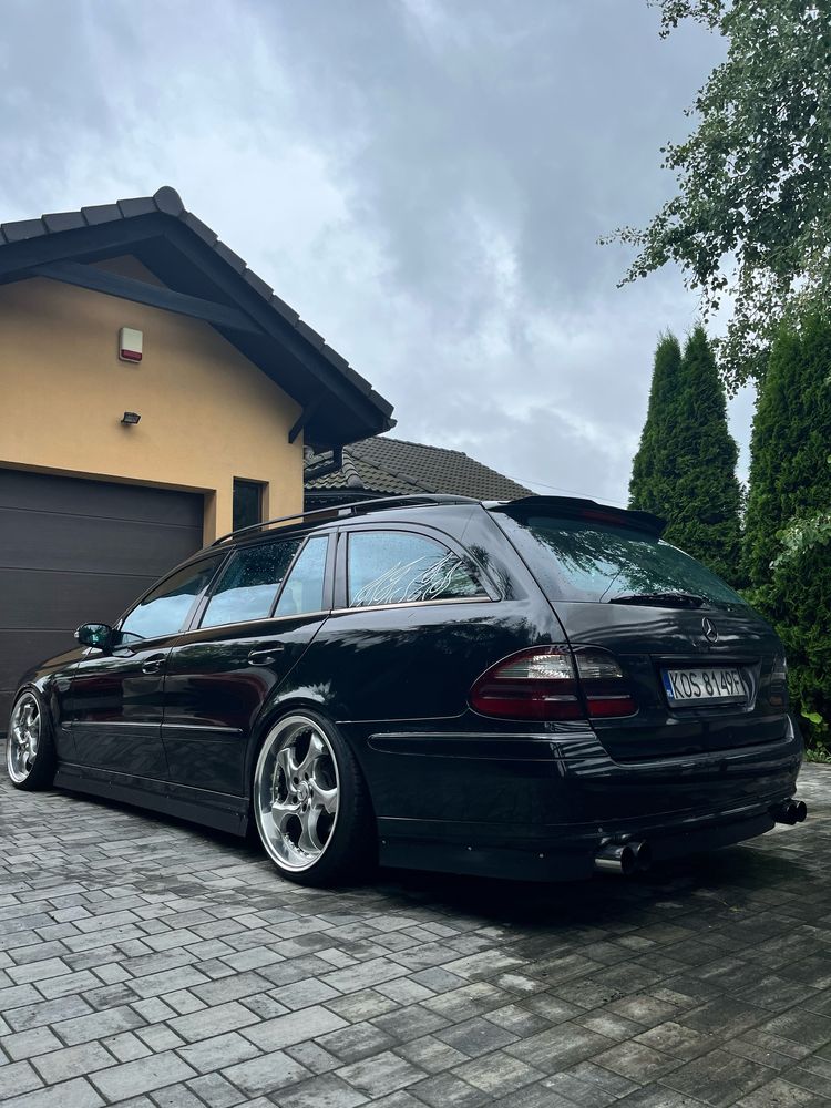 Mercedes Benz E320 3.2 cdi r6 avantgarde