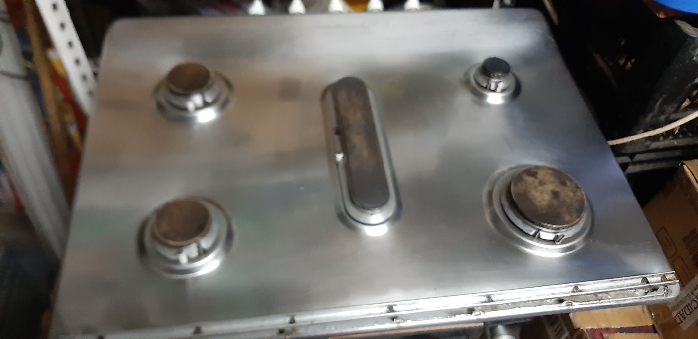 Placa de fogão a gás a funcionar bem