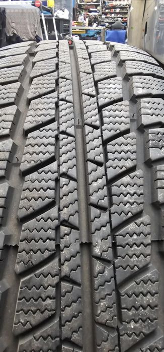 Opona 235/65 R16c