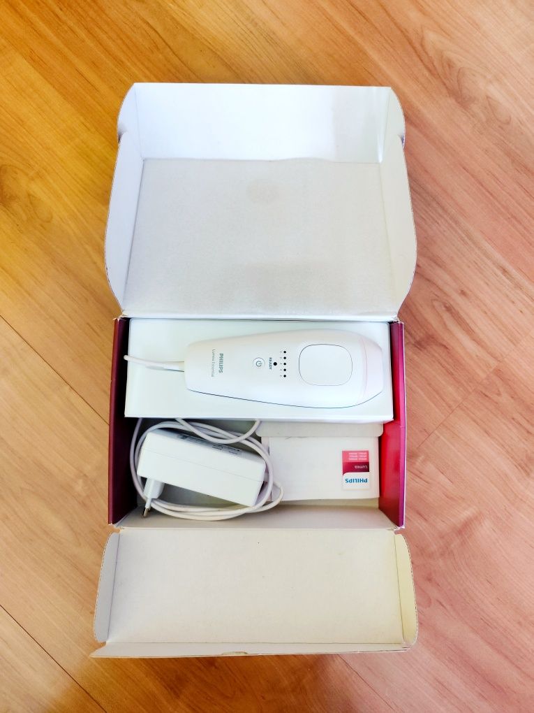 Máquina Philips Lumea Essencial