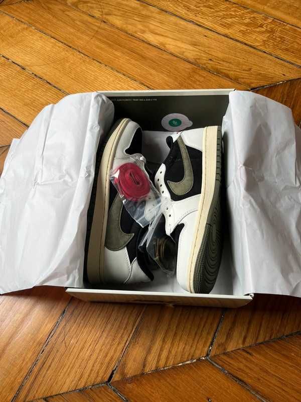 Jordan 1 Retro Low OG SP Travis Scott Olive R42