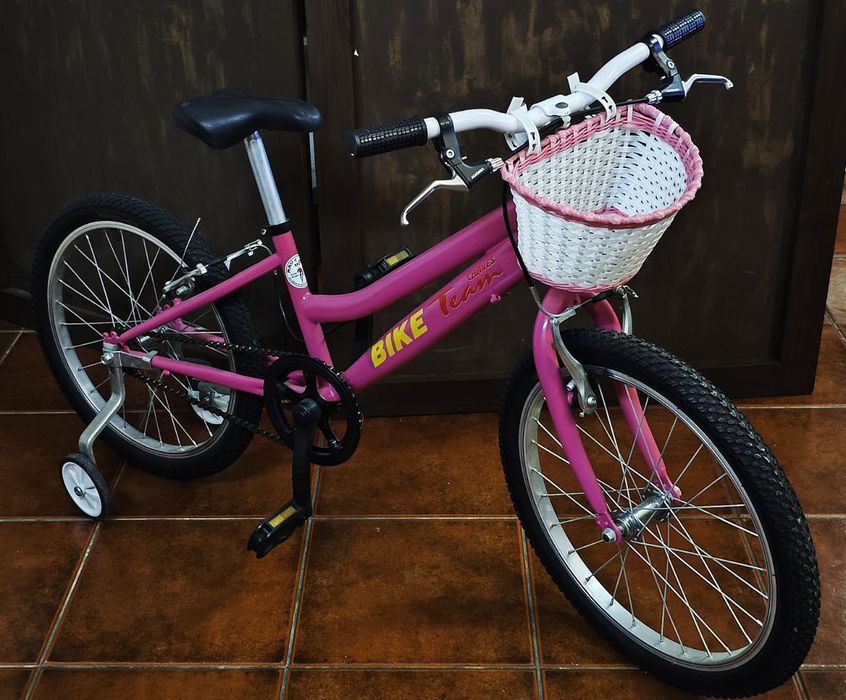 Bicicleta de menina