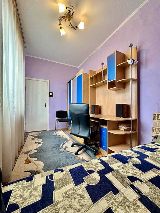 Продаж частини будинку з ділянкою у м.Дрогобич (вул. Довбуша)