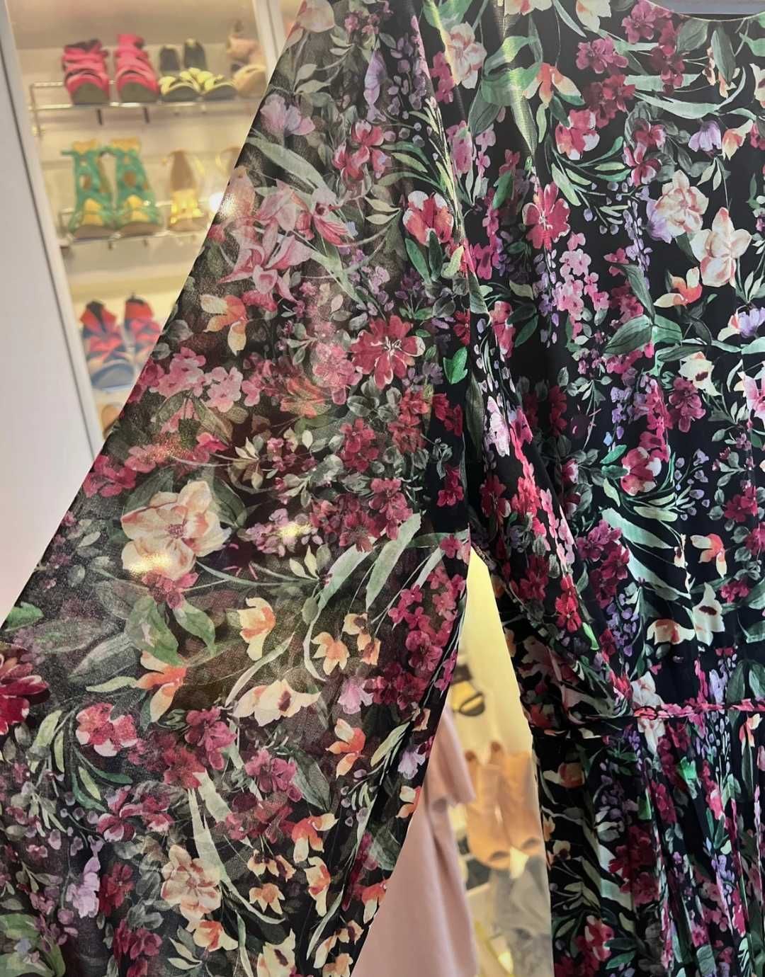 H&M długa kolorowa sukienka plisowana w kwiaty z paskiem M