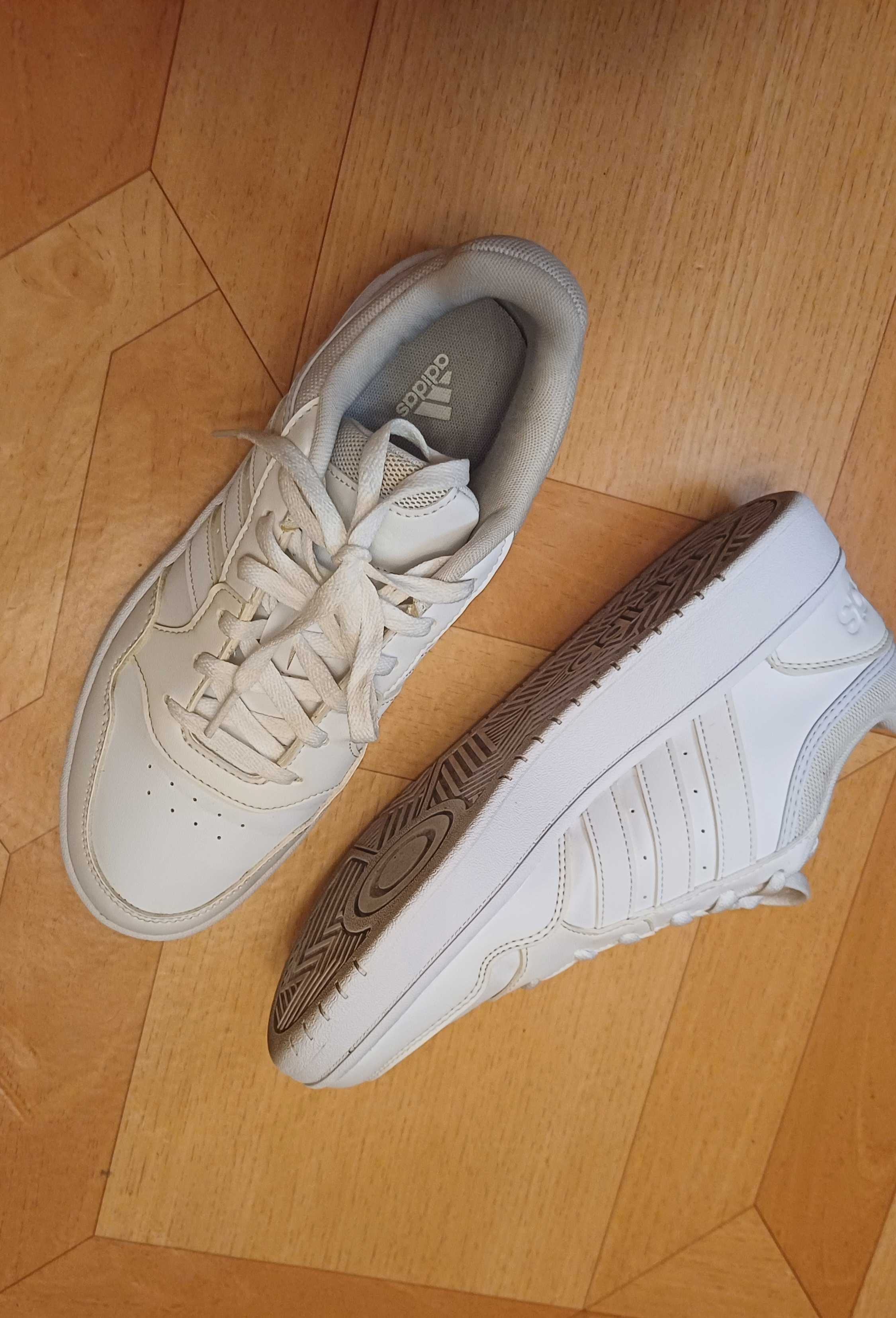 Adidas Hoops 3.0