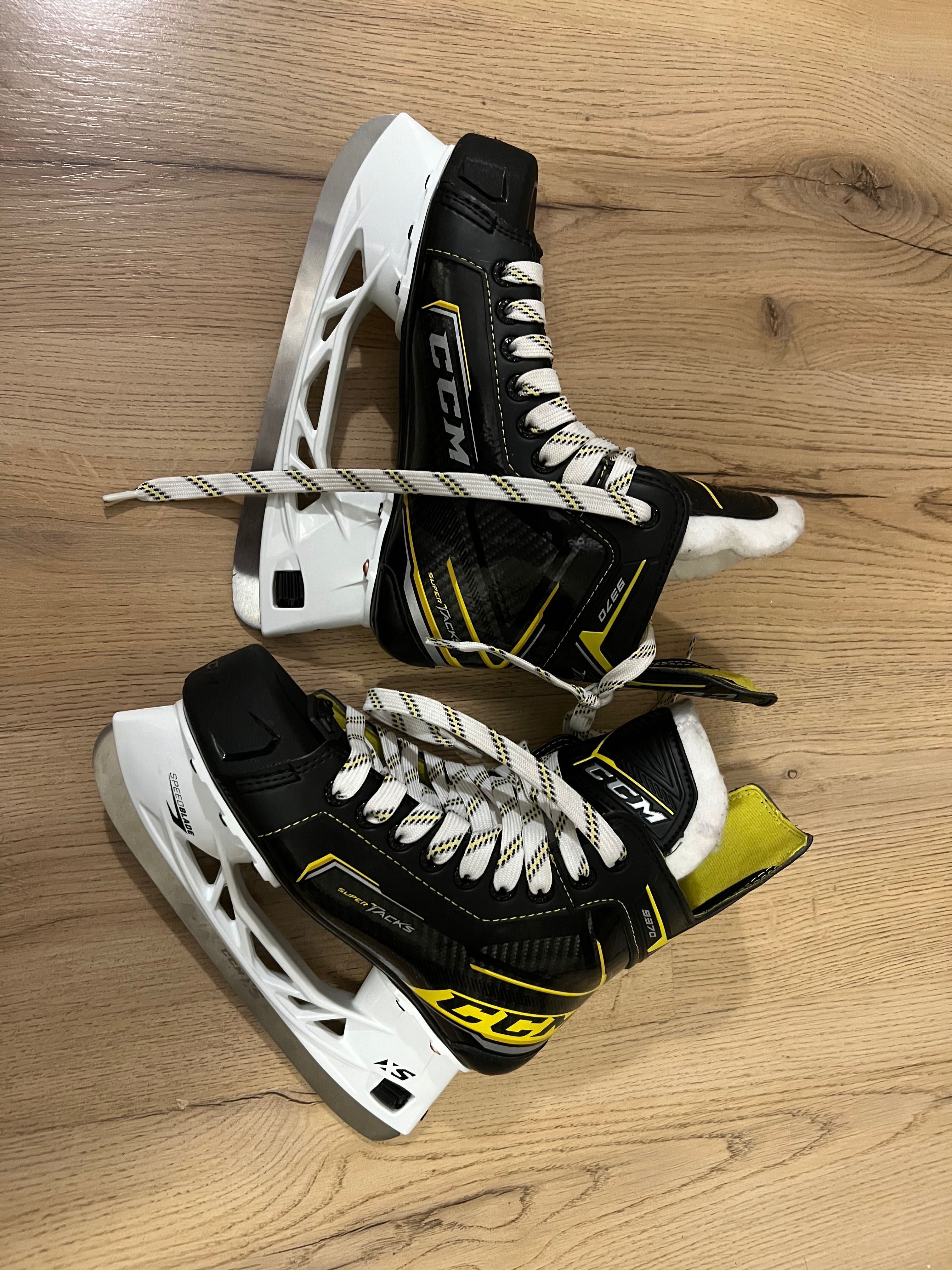 Новые Хоккейные коньки / ковзани CCM Super Tacks 9370 Int
