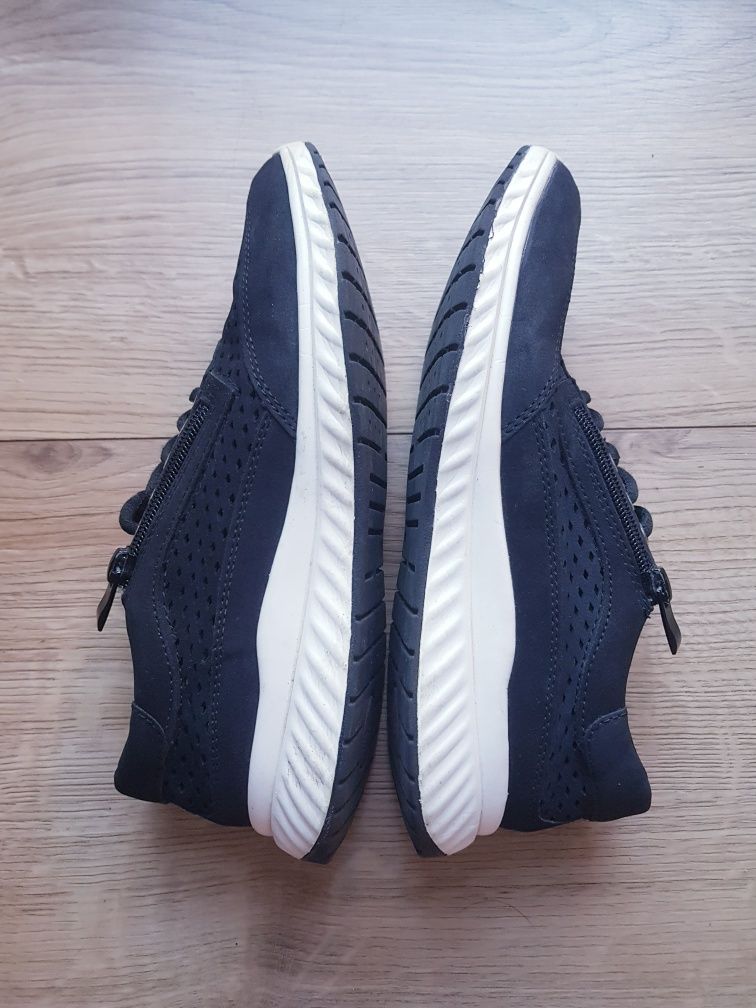 Buty sportowe damskie marki Gosoft rozmiar 37.