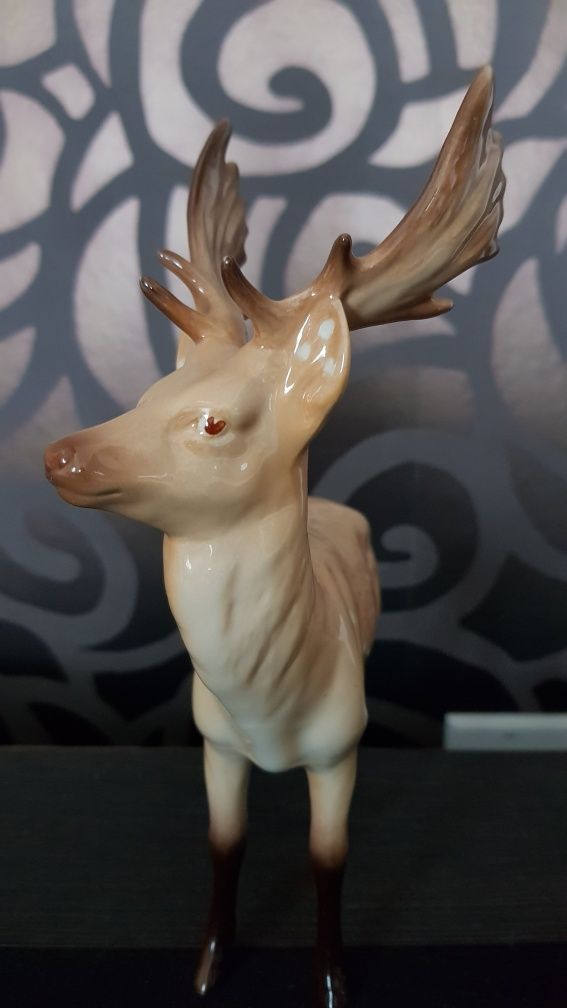 Jeleń figurka z porcelany Beswick