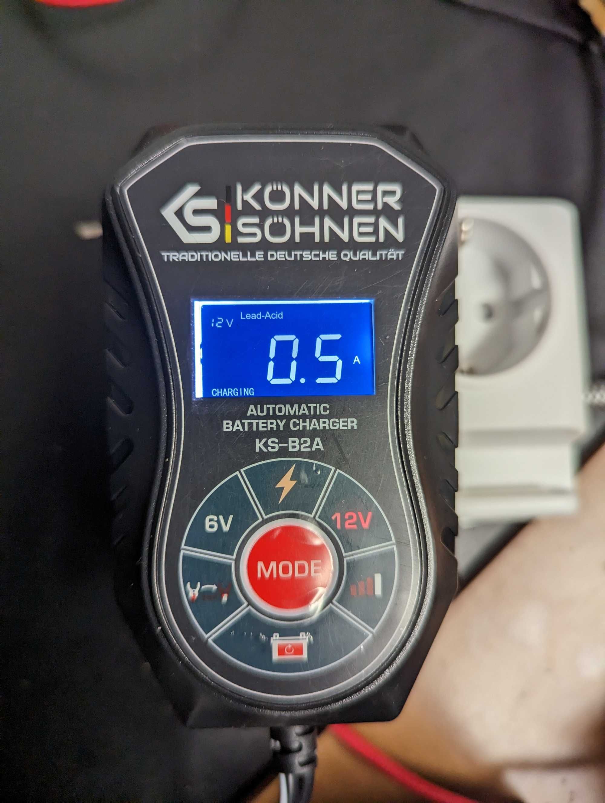 Автоматична зарядка Könner&Söhnen KS-B2A для акумуляторів до 45 А-год