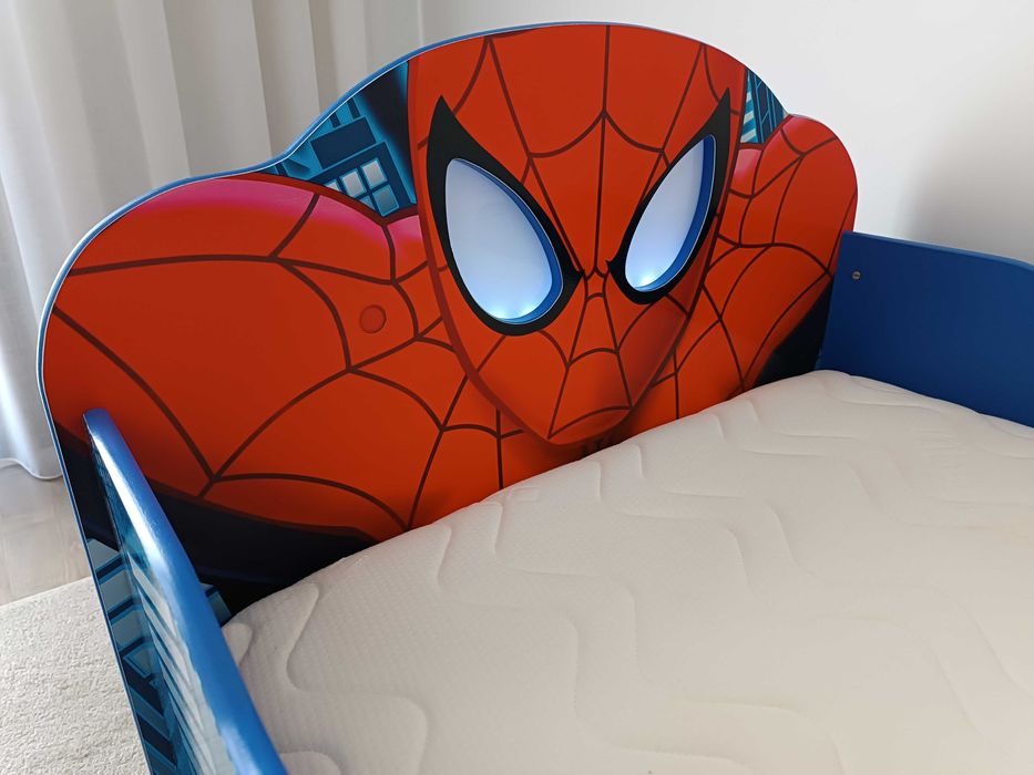 Cama homem aranha