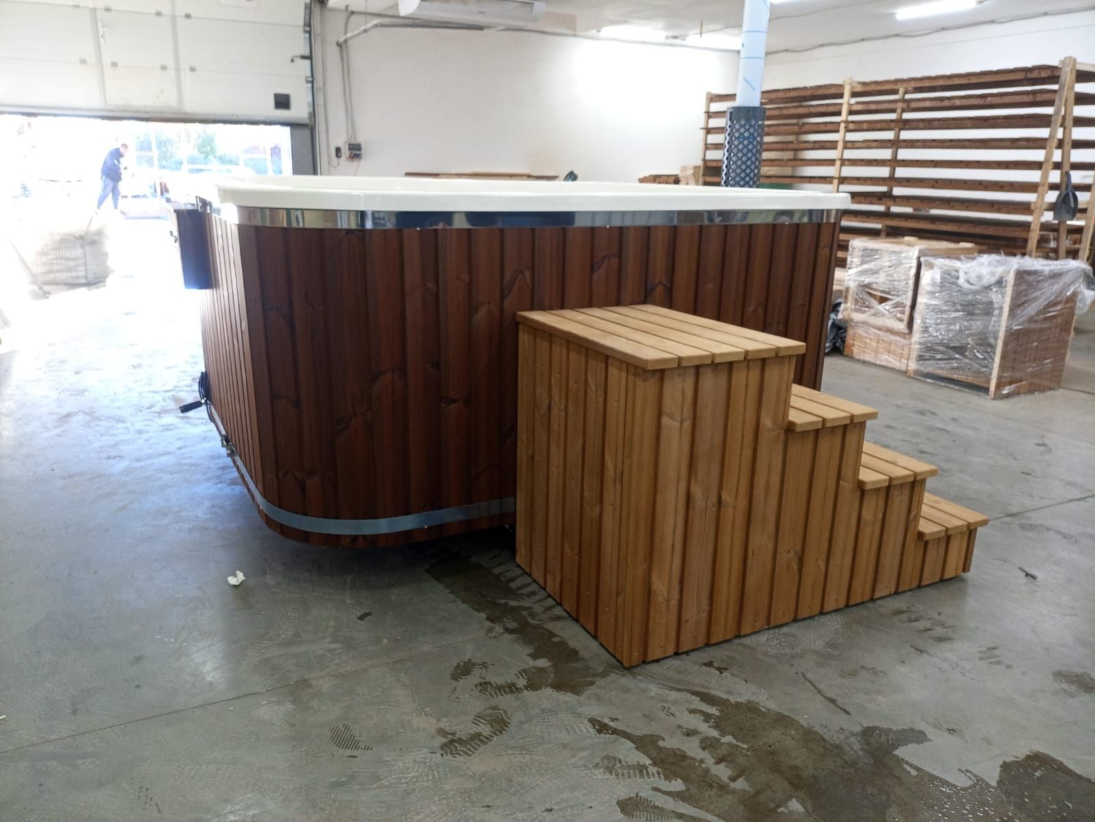 Jacuzzi kwadrat największy 2.45x2.2 m hydromasaż Spa ogrodowe