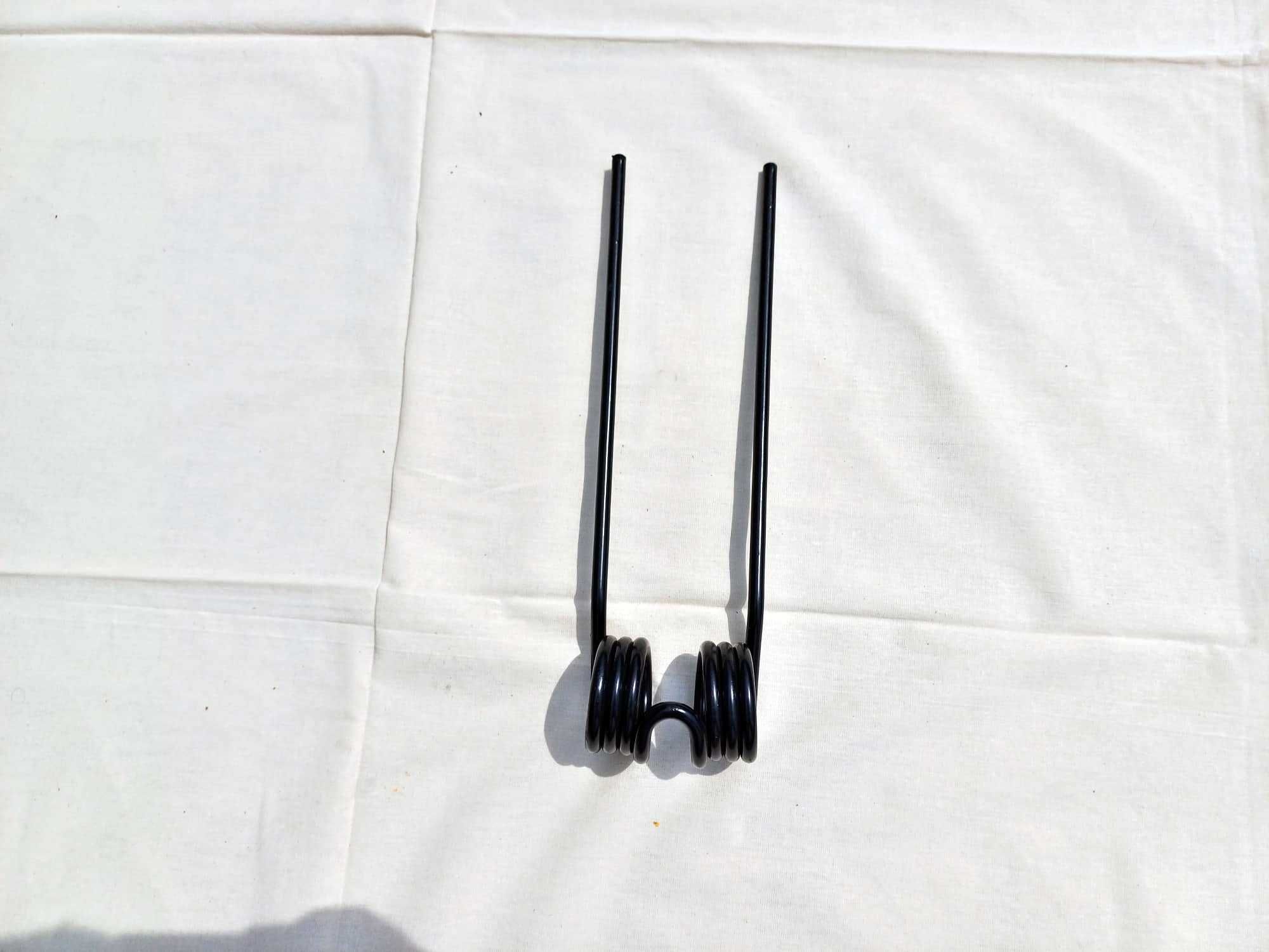 Palec do przetrząsarki POTTINGER HIT dł 38,5 szer 10,5 cm Pazur Cęgi