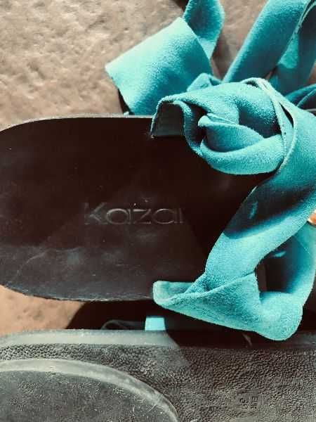 sandały na płaskim obcasie