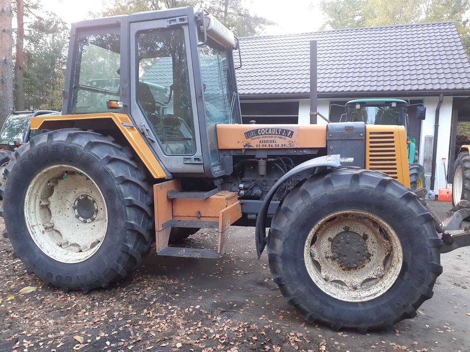 Renault 133.14 nie Fendt Massey Ferguson