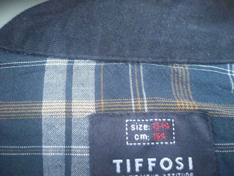 Conjunto de Casaco em Ecopele de menino da Tiffosi e camisa