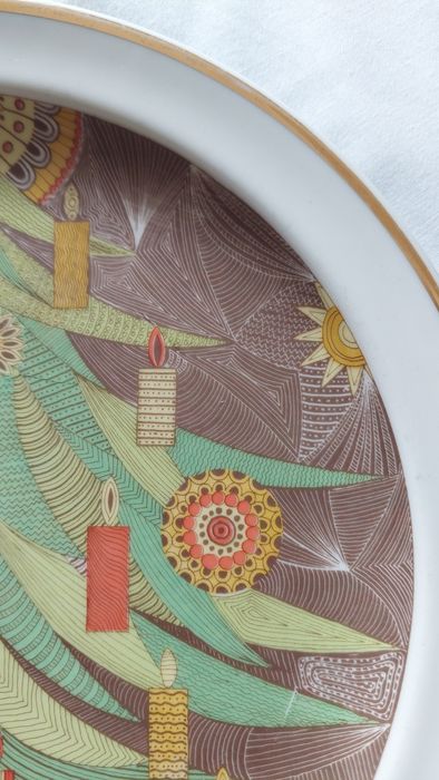 Prato decorativo com motivos natalícios