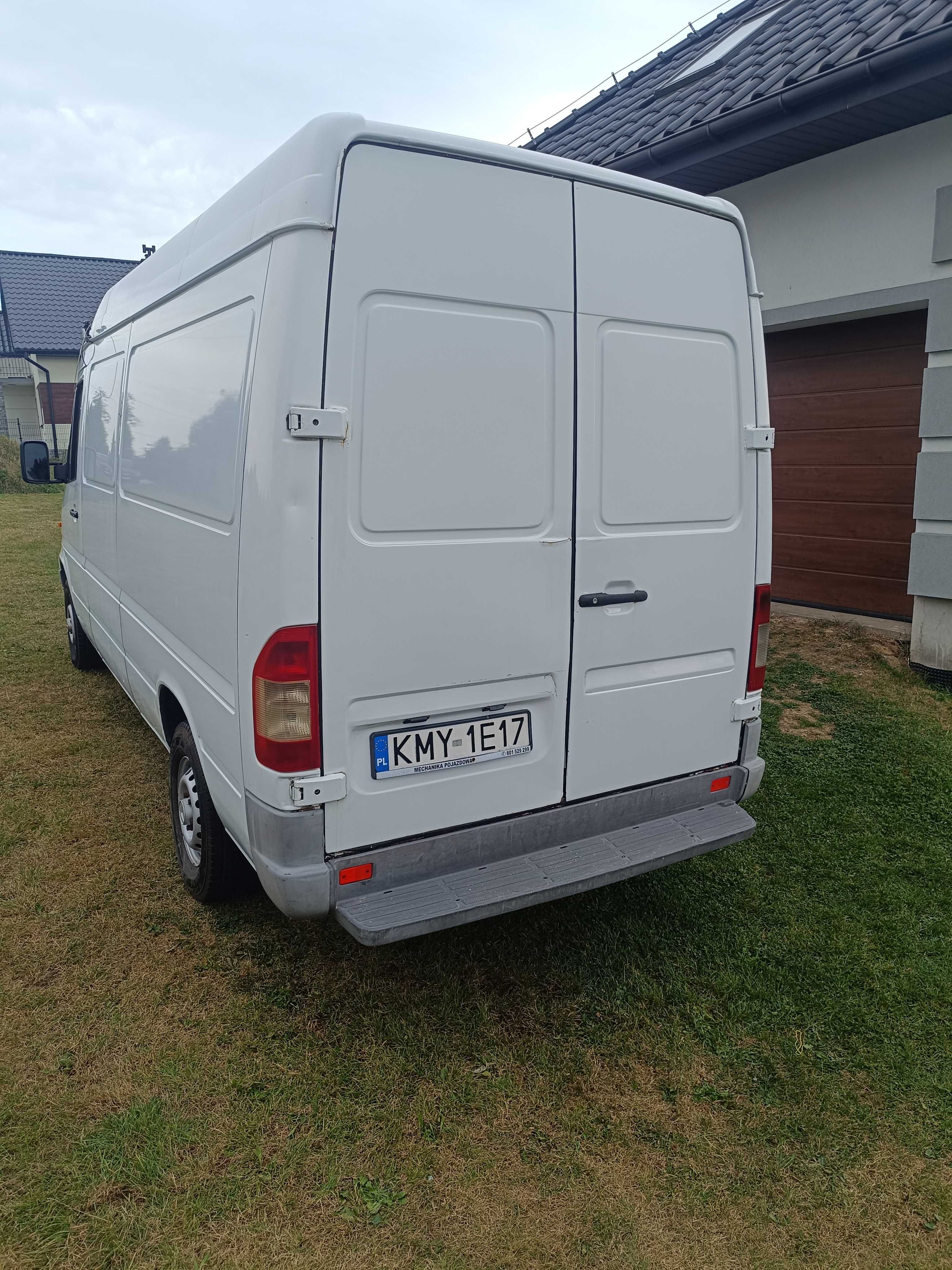 mercedes sprinter 208 cdi 2,2 diesel 2002 rok