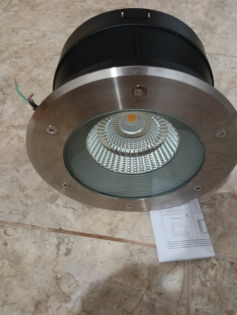 Projetor  É difícil fornecer o preço exato do produto "FLUIDAY Lumilek
