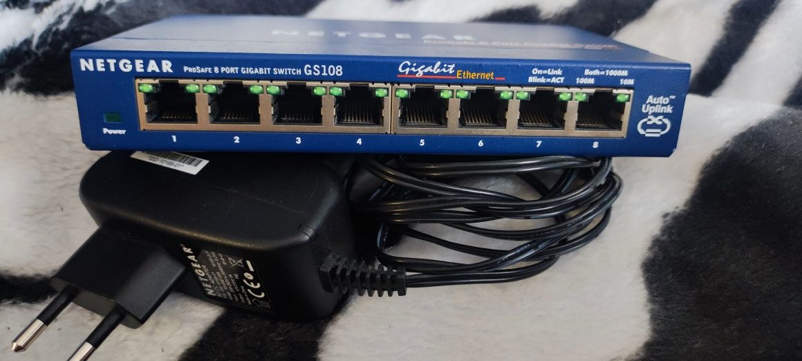 Switch Netgear ProSafe GS108 8 portowy gigabit 10/100/1000 Mbps