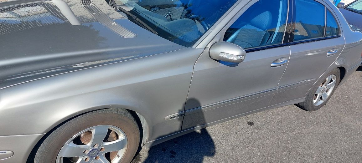 Mercedes w 211 E220Cdi