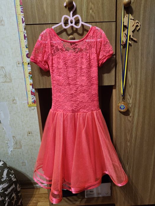 Сукня для бальних танців