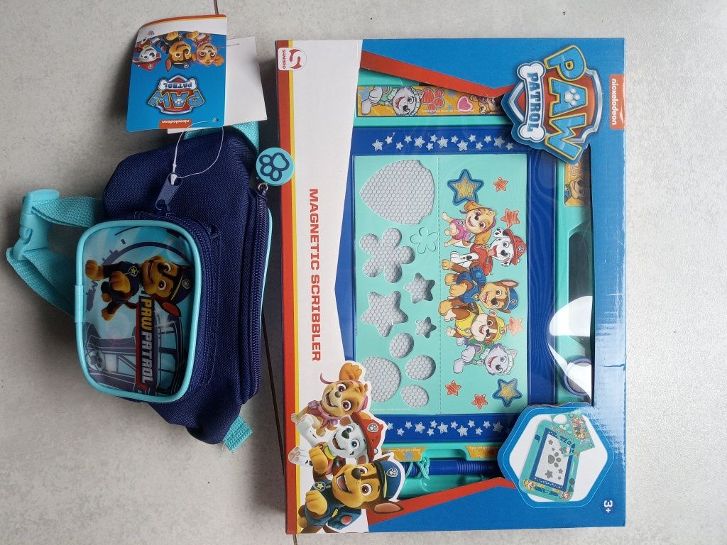 Zestaw psi patrol Paw Patrol saszetka nerka i tablica magnetyczna