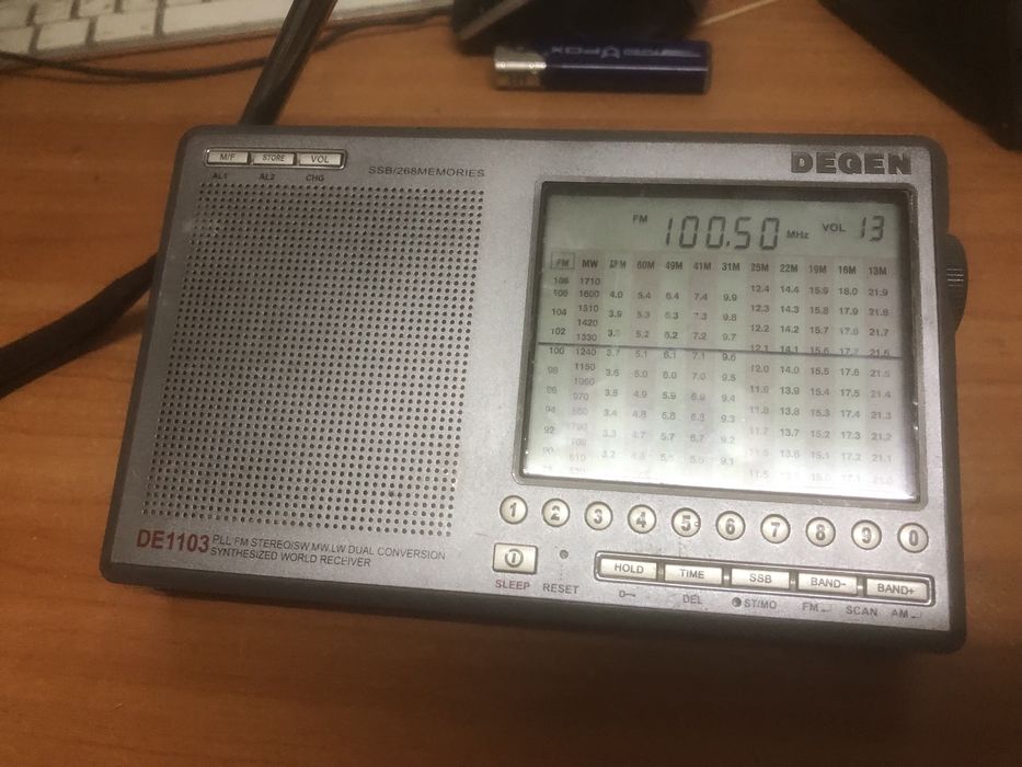 Радиоприемник Degen DE 1103