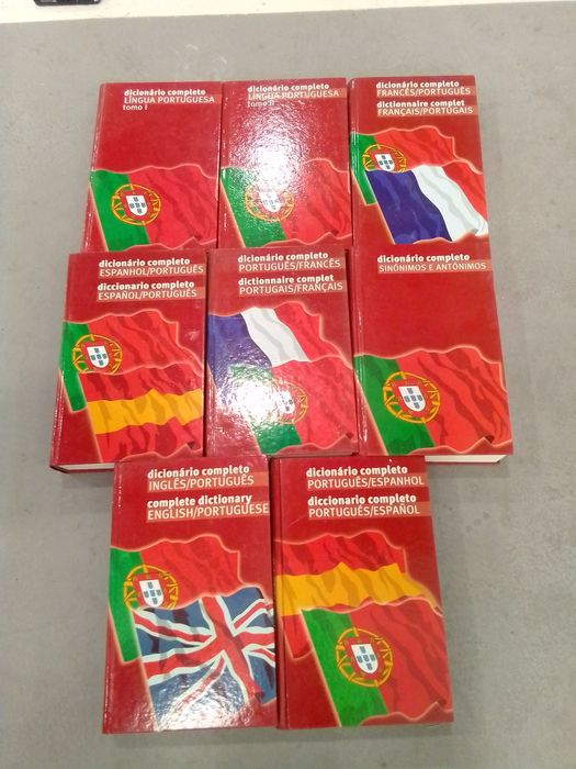 Livros grandes dicionários completos cada 8€