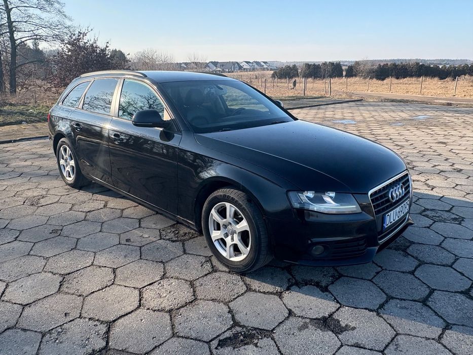 Audi A4 Avant Audi A4 B8 2009r. 2.0 TDI AVANT