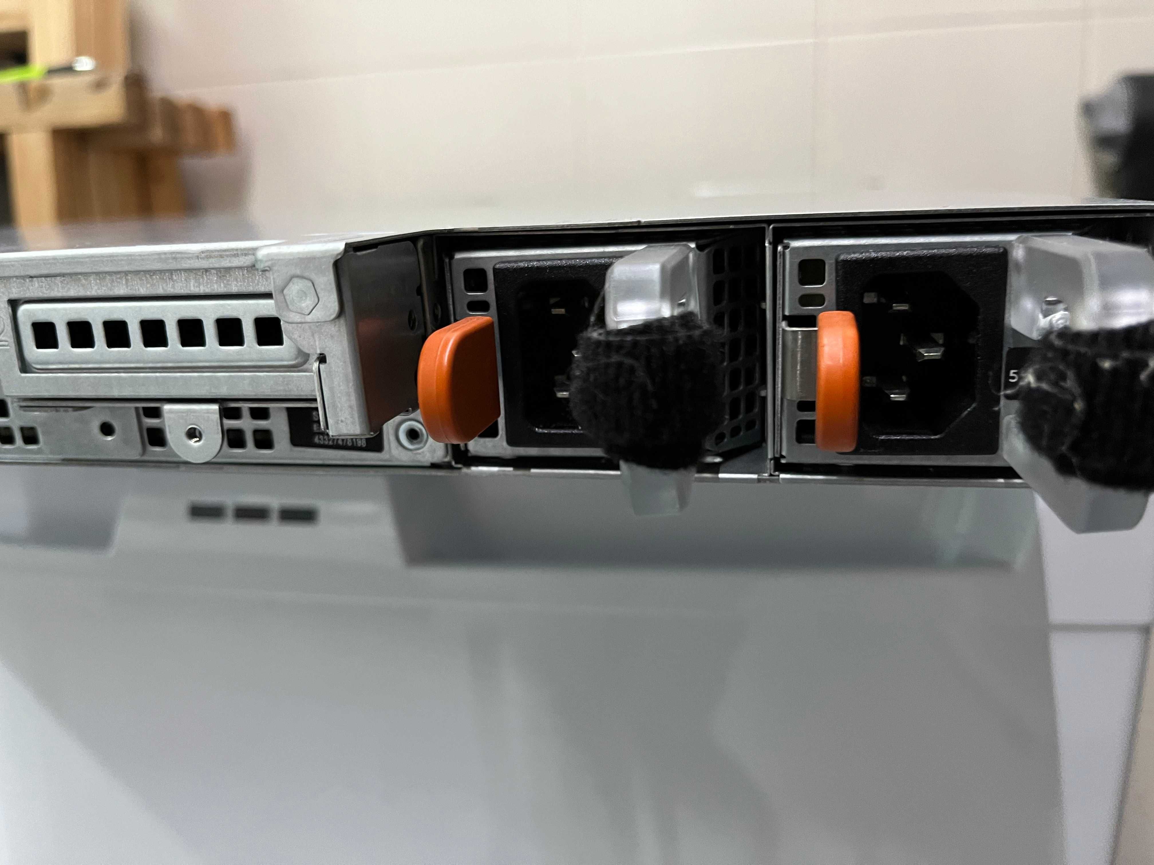 Servidor Dell PowerEdge R430, 24GB RAM, 4TB HDD