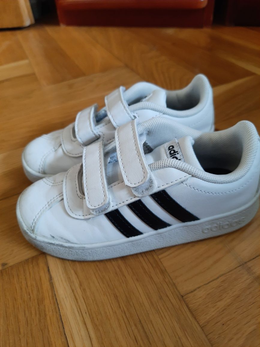 Buty sportowe trampki na rzepy adidas