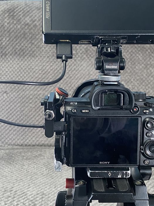 Sony a7iii с фиксатор HDMI+сьемка вертикально L-образная площадка