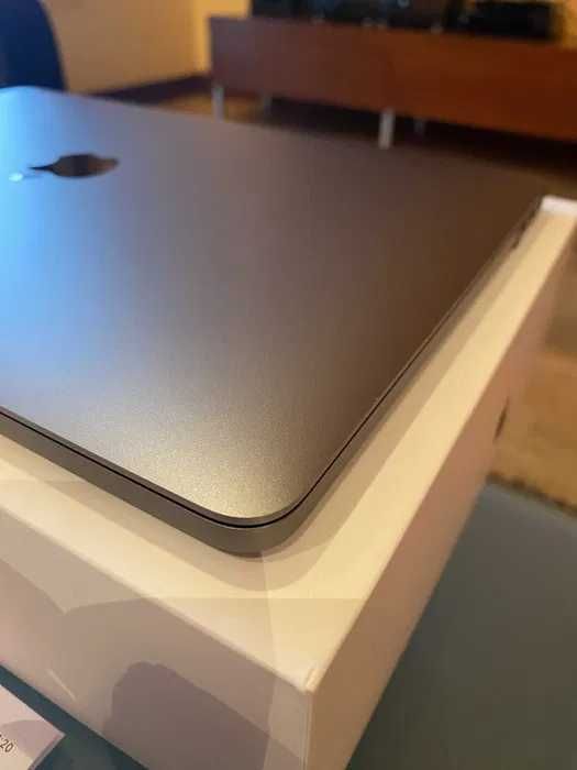 Apple MacBook PRO 13" - 16/256GB - Jak NOWY !