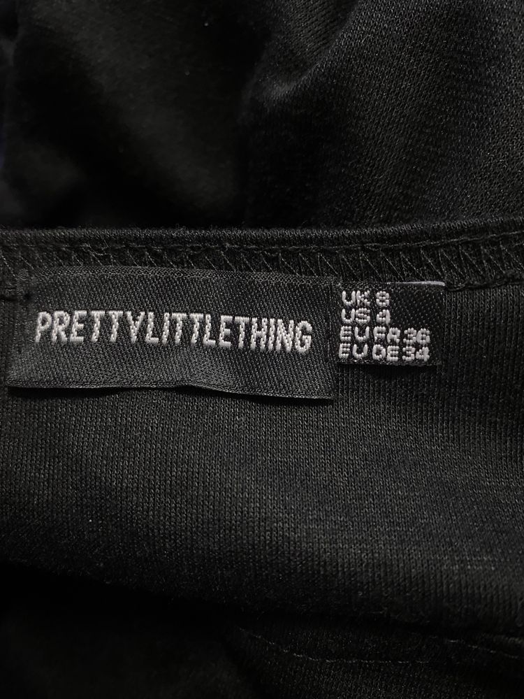 Чорне боді без рукавів prettylittlething