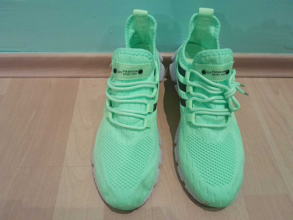 Чоловічі дихаючі бігові кросівки з м'якою підошвою, дихаючою сіткою