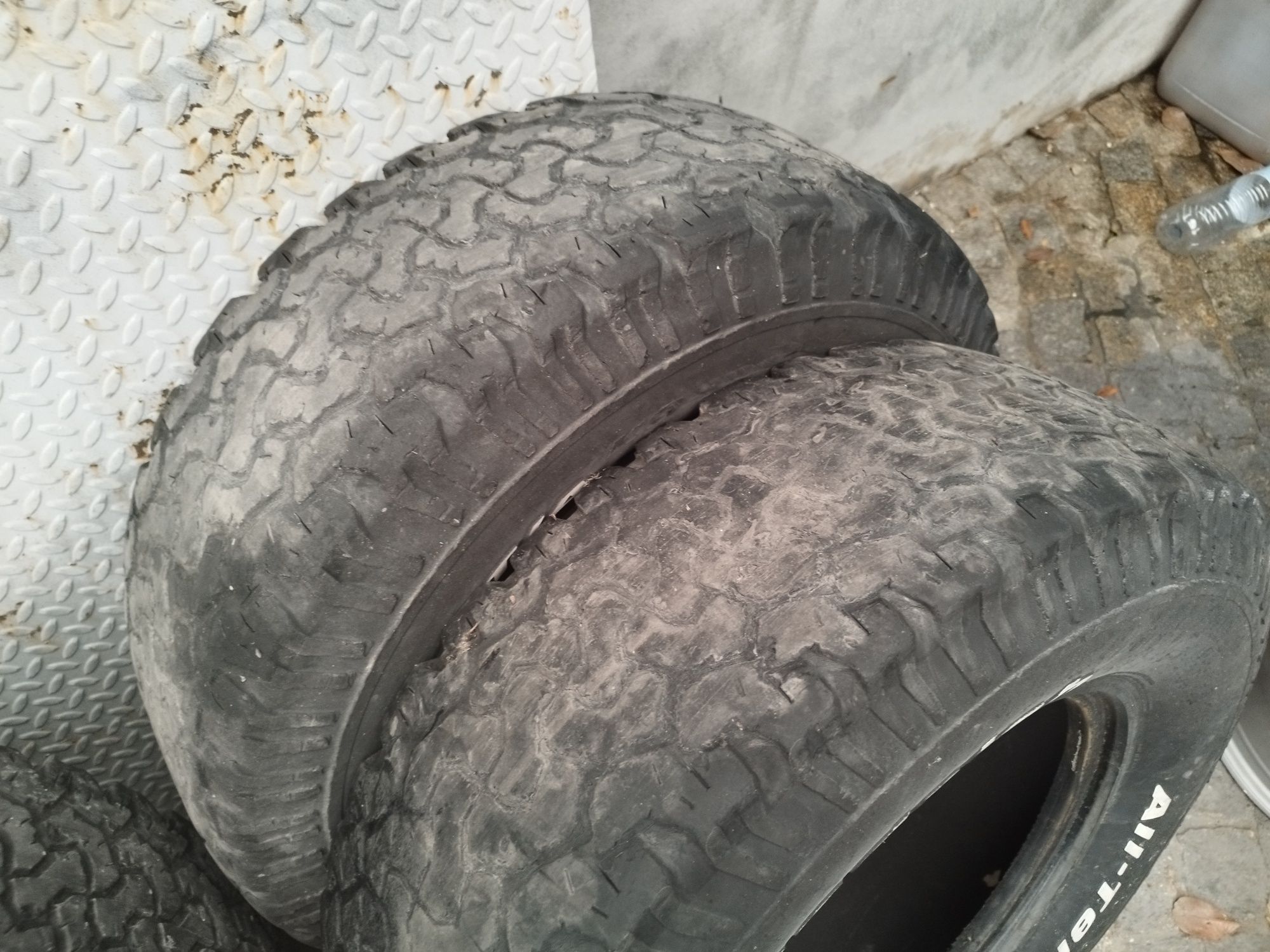 Pneus BFGoodRich 285/75/16
