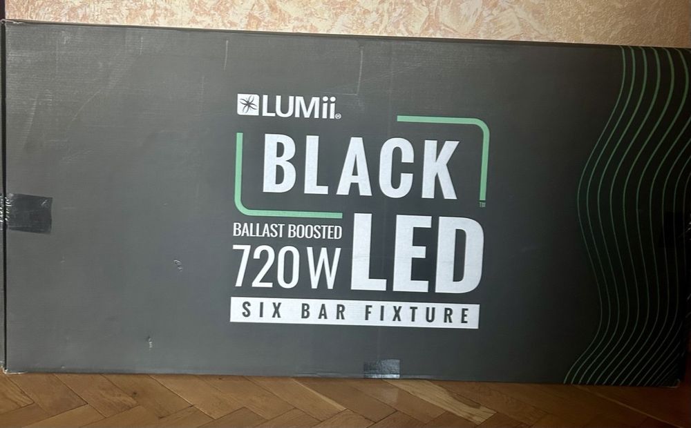 Led лампа для рослин LUMii BLACK 720W LED