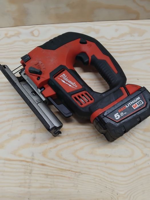 Milwaukee m18 BJS z akumulatorem 5Ah wyrzynarka