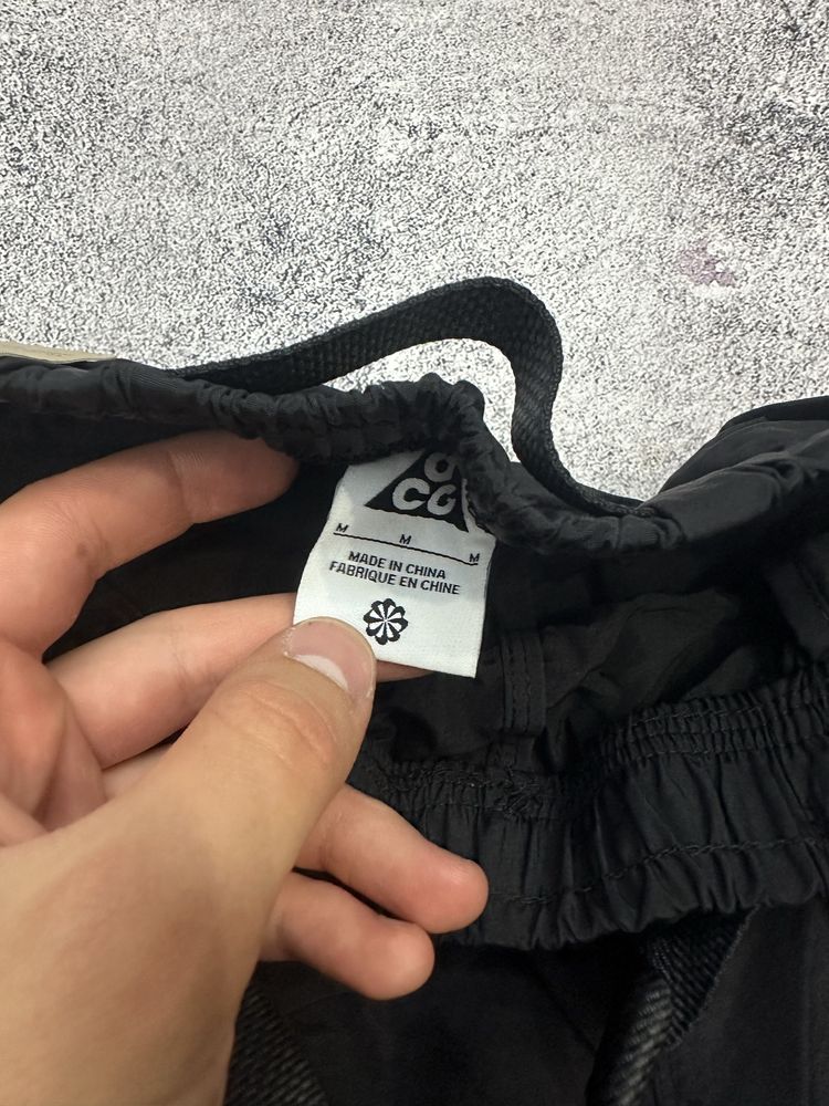 Карго шорты Nike Acg