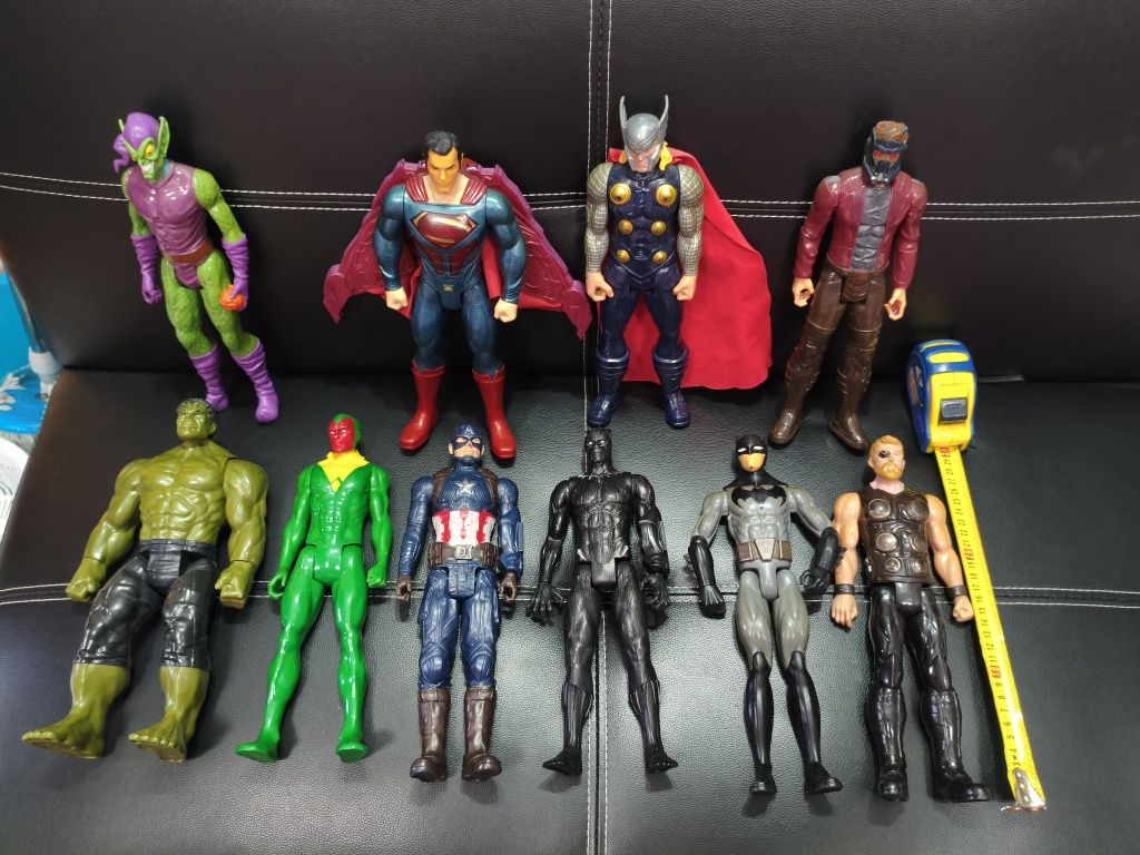 Bonecos Marvel  conjunto